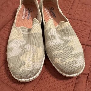 Skechers Camouflage Slip-On Flats